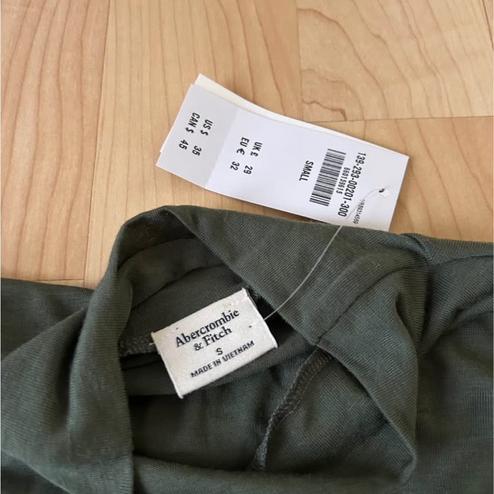 Abercrombie & Fitch Olive long sleeve